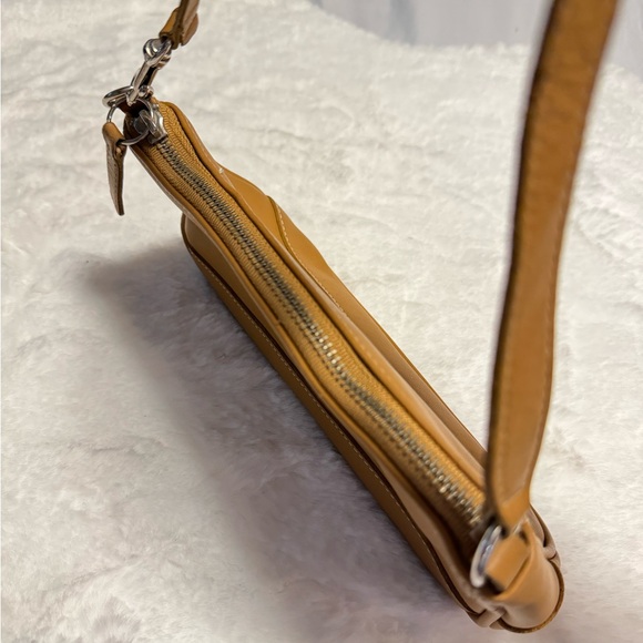 Y2K Coach Demi Hampton Rare Mini Saddle Leather TanCamel Shoulder Purse Wristlet - Picture 15 of 16